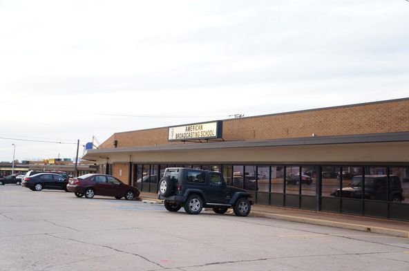 DC Shopping Center #4: 4501 SE 29th St, Del City, OK 73115
